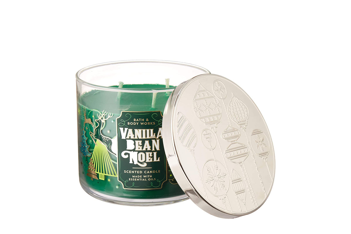 The Best Christmas Candle Option: Bath & Body Works Vanilla Bean Noel Candle