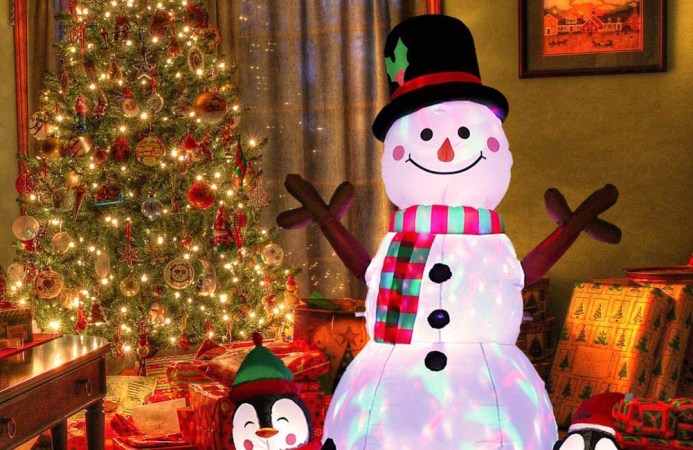 14 of the Best Christmas Inflatables for a Festive Front Yard