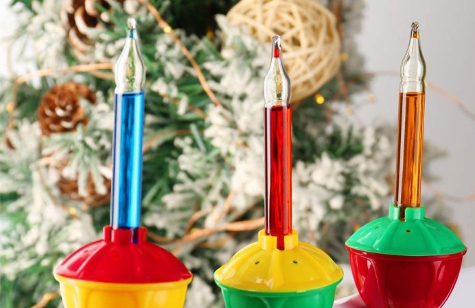 The Best Christmas Candles of 2023