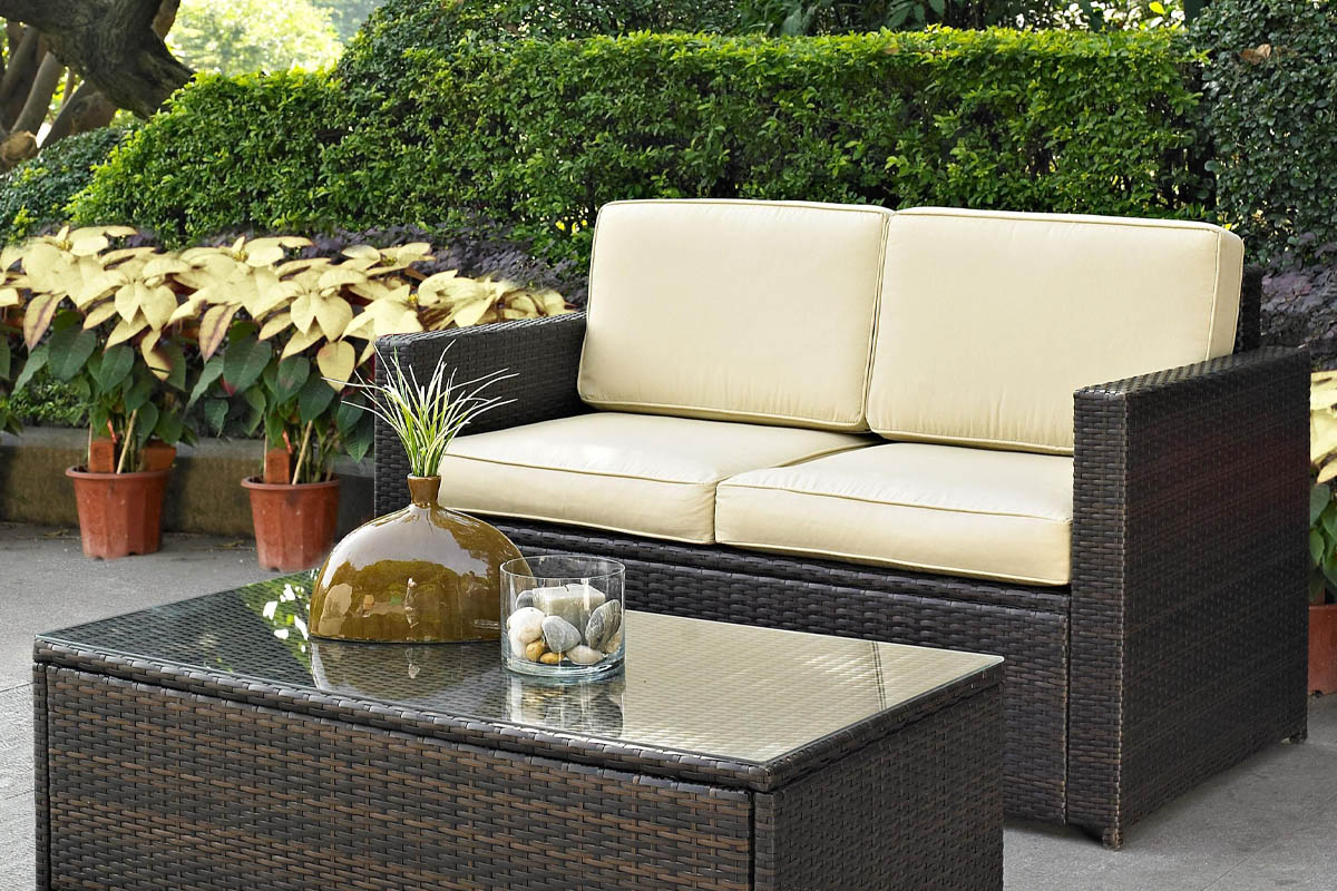 The Best Places to Buy Patio Furniture Option: Bed Bath & Beyond