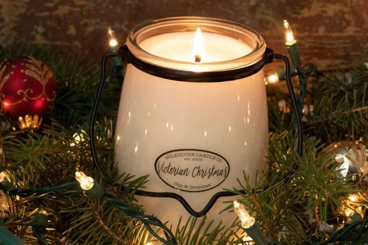 The Best Christmas Candle Options