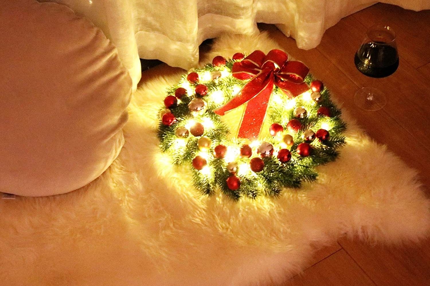 The Best Christmas Wreaths Option: Hanizi Christmas Wreath