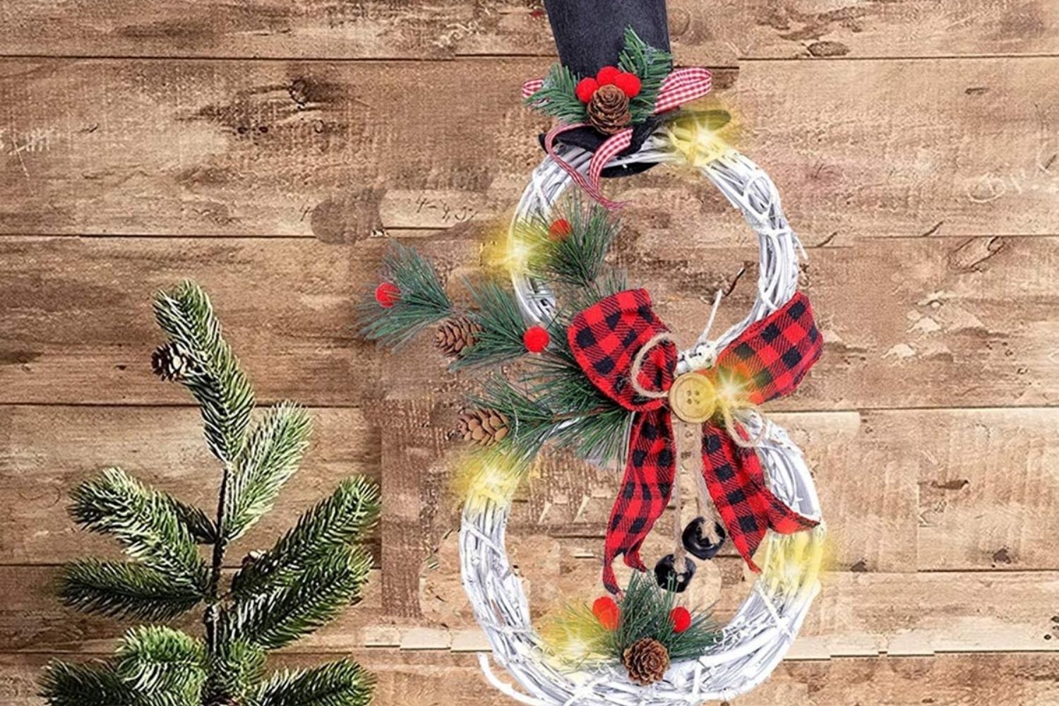 The Best Christmas Wreaths Option: KINNJAS Christmas Wreath - Christmas Decoration