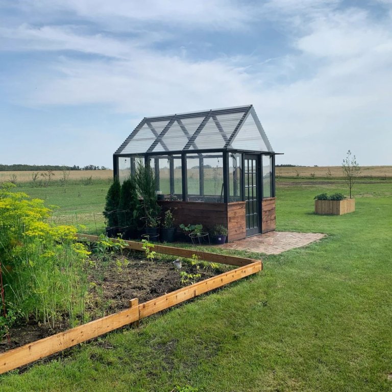 Simple modular greenhouse designed by AHomeMadeDesign