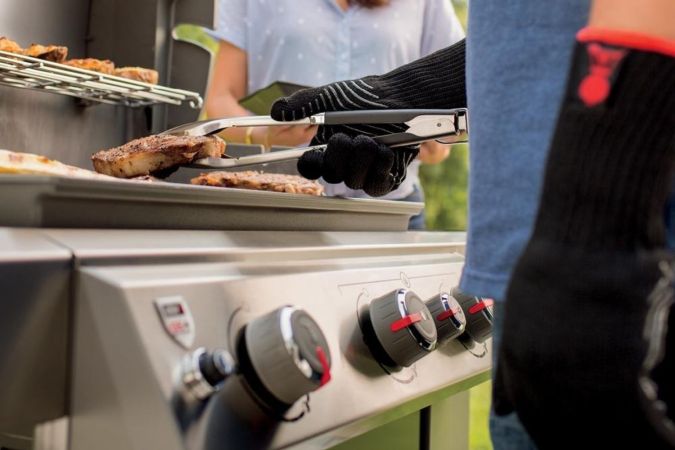 The Best Natural Gas Grills for Your Patio or Backyard Cooking Needs