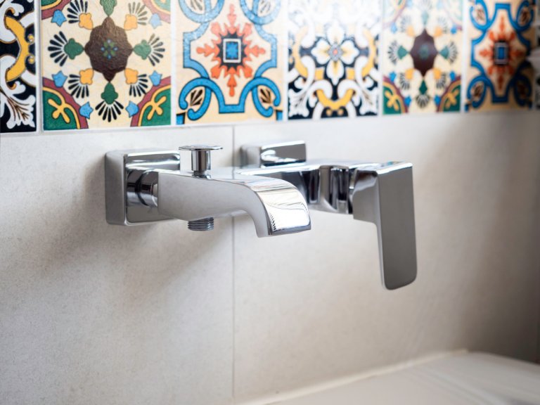 bathroom remodel ideas on a budget