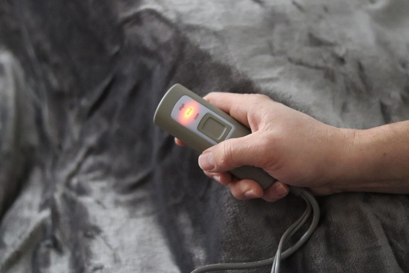Sunbeam Electric Blanket Review Does it Work? Tested by Bob Vila