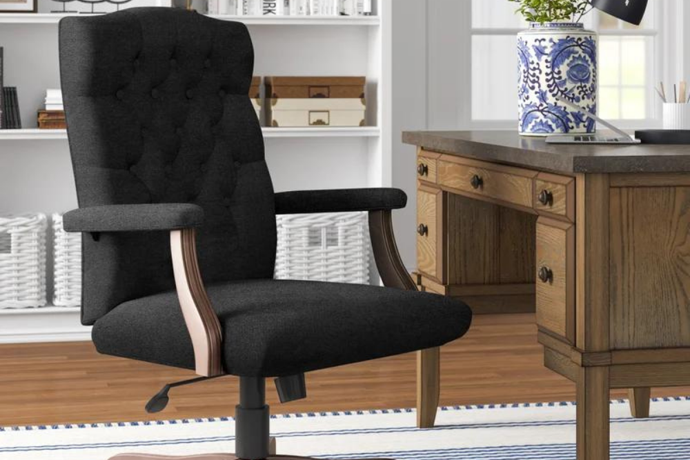 Deals Roundup 11:15: Three Posts Mayson Executive Chair