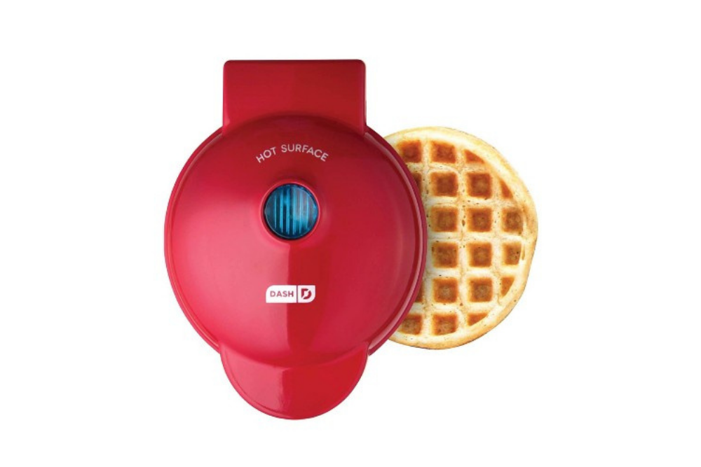 Deals Roundup 11:17: Dash Mini Waffle Maker