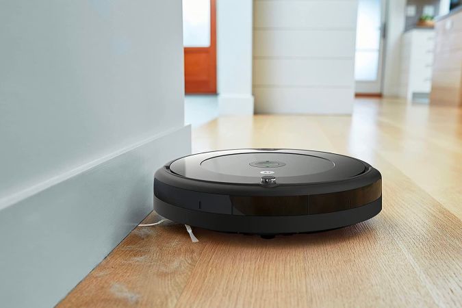 The eufy Vacuum With Over 7,000 5-Star Ratings on Amazon Is 36 Percent Off for Black Friday