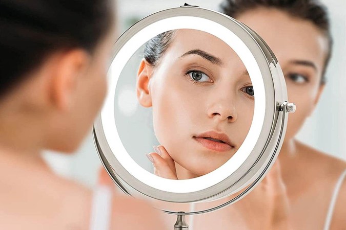 The Best Vanity Mirrors With Lights of 2023