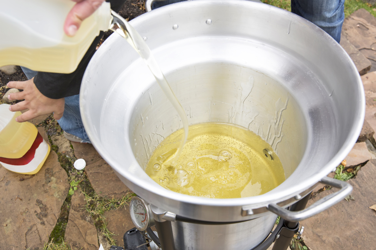 can you deep fry a turkey with stuffing