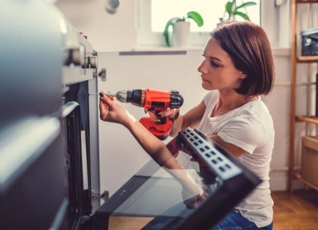 10 Mistakes That Are Killing Your Power Tool Batteries
