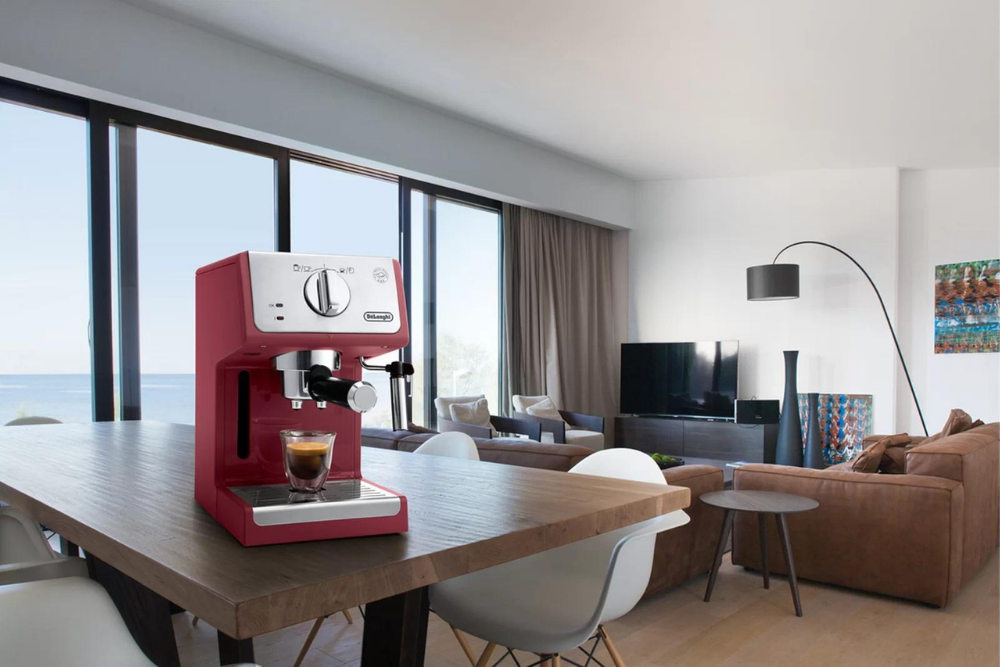 Deals Roundup 12:22 Option: De’Longhi Espresso Machine with Advanced Cappuccino System