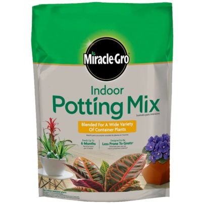 The Best Soil for Pothos Option: Miracle-Gro Indoor Potting Mix