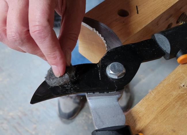 how to sharper loppers