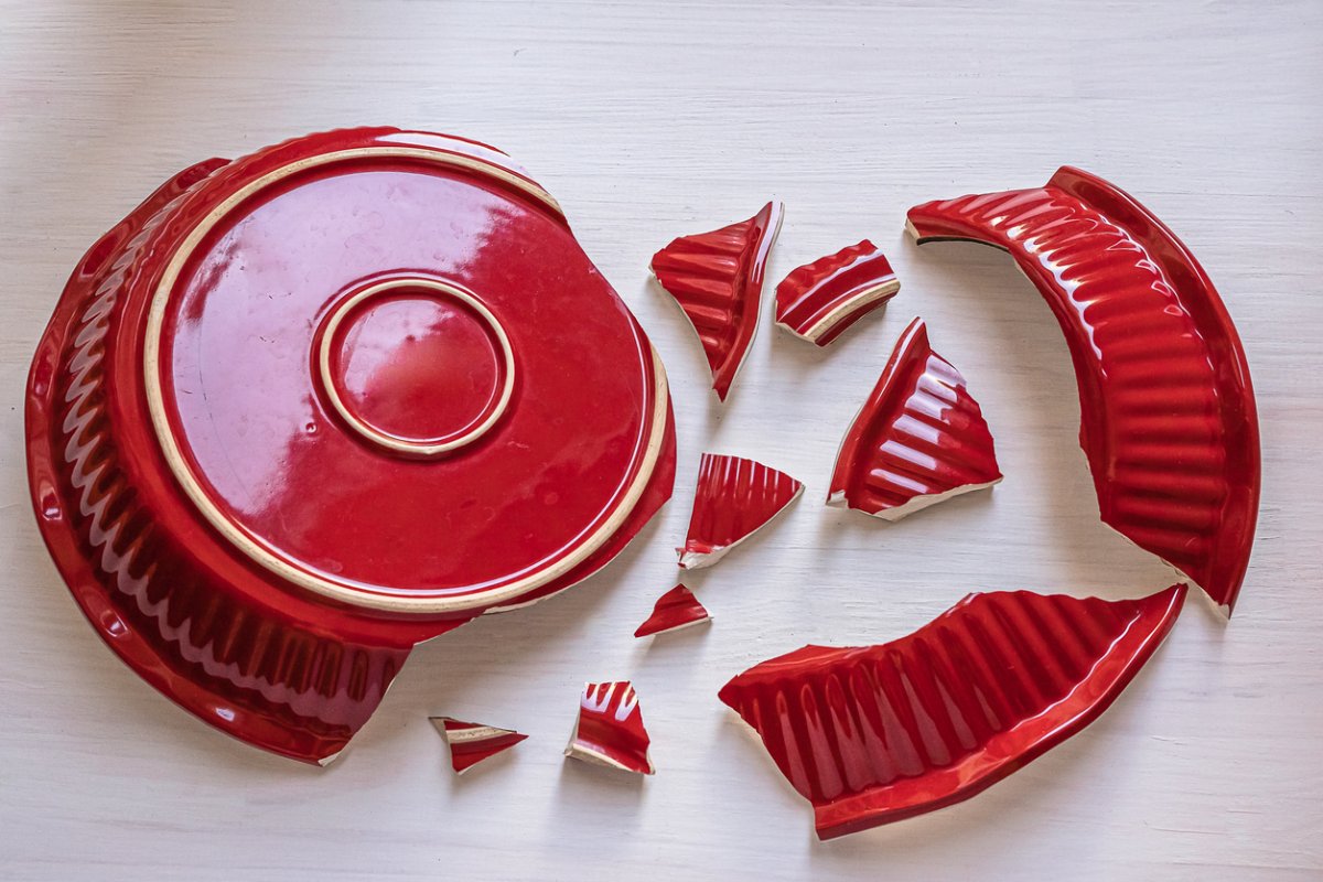 How to Dispose of Broken Glass Properly - Bob Vila