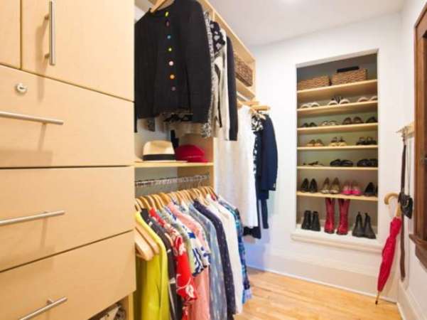 20 Beautiful Walk-In Closet Ideas for Organization
