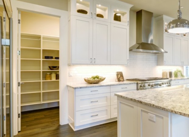 The Dos and Don’ts of Cleaning Kitchen Cabinets