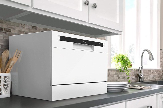 The Best Presidents Day Sale Option: hOmeLabs Compact Countertop Dishwasher