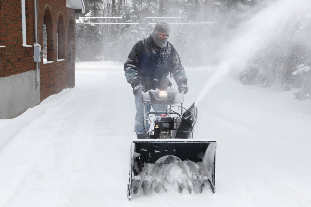 snow blower mistakes