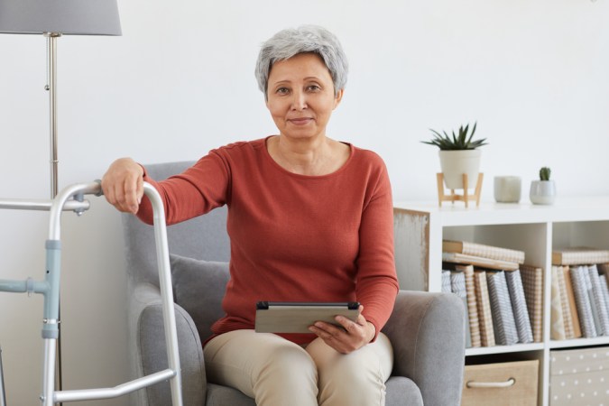 8 Tips for Enhancing Home Safety for Elderly Family Members and Older Adults