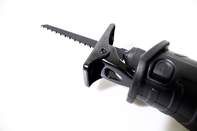 Miter Saw vs. Circular Saw: Which Tool Is Right for Your Project?