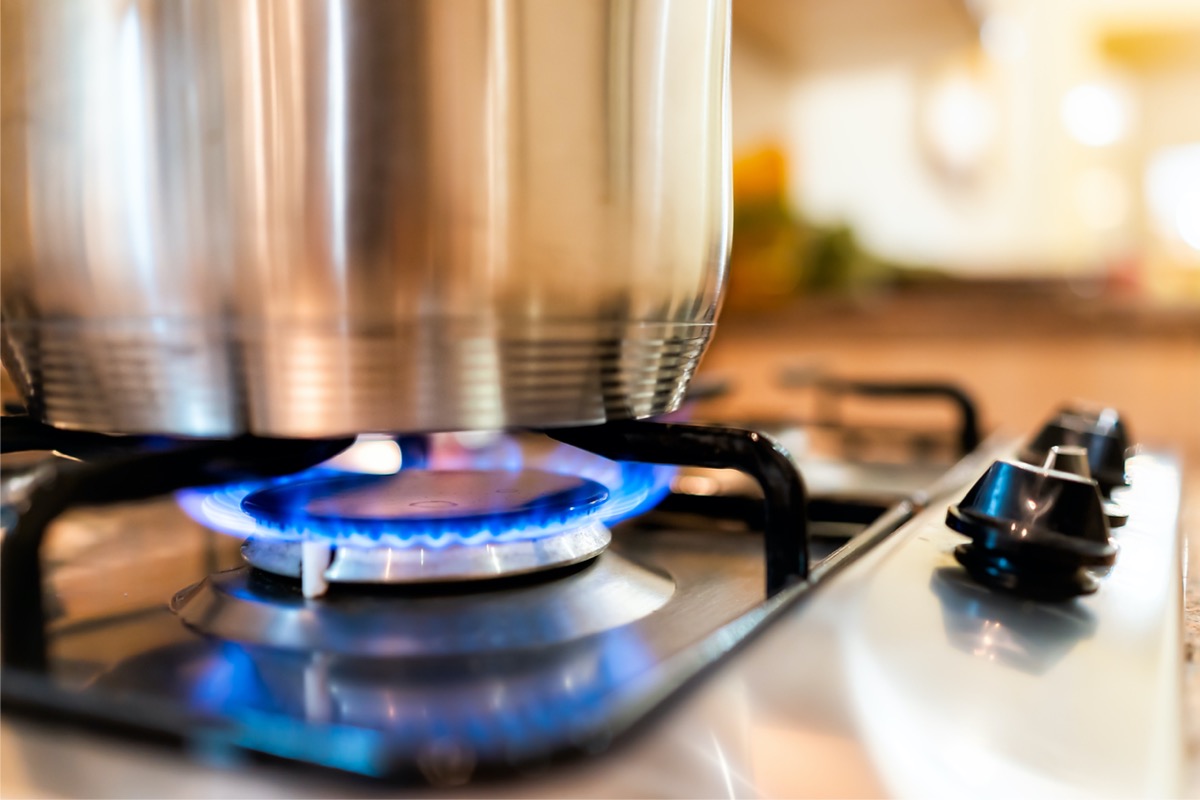 how to make distilled water