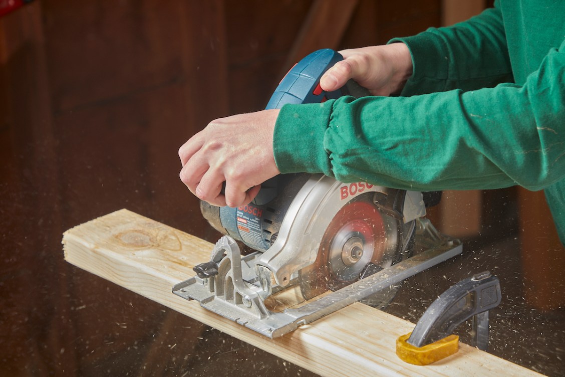How to Use a Circular Saw Safely