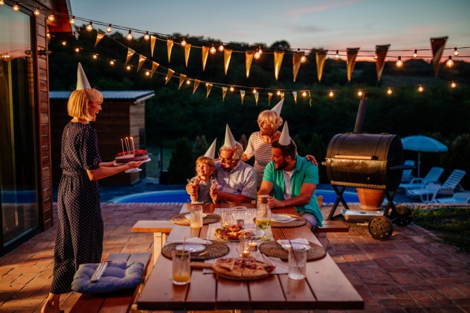 10 Ways to Upgrade Your Outdoor Space for Fall Entertaining