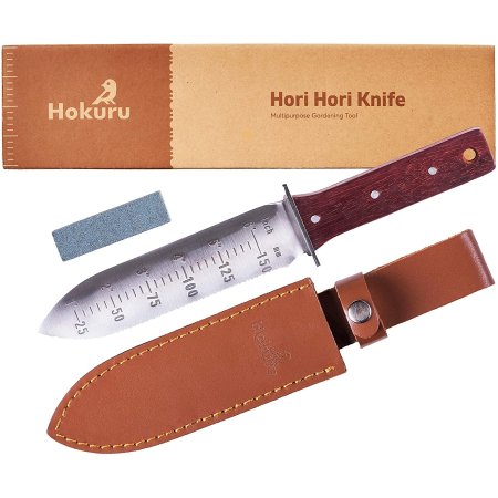  The Hokuru Hori Hori Garden Knife on a white background.