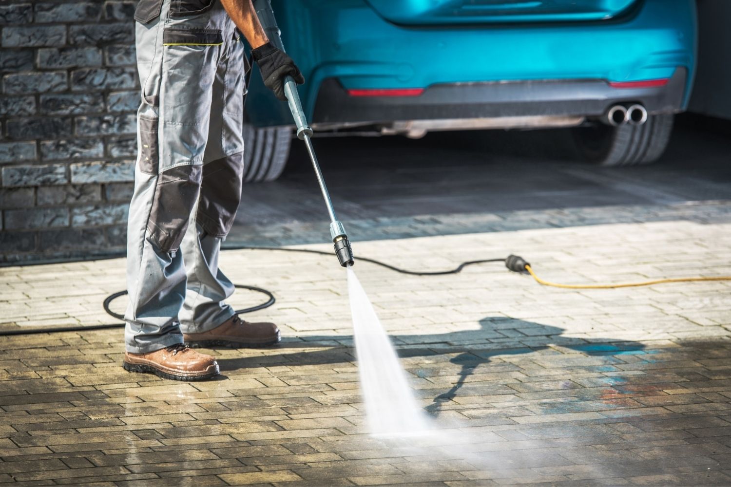 How Much Does It Cost to Pressure Wash a Driveway? - Bob Vila