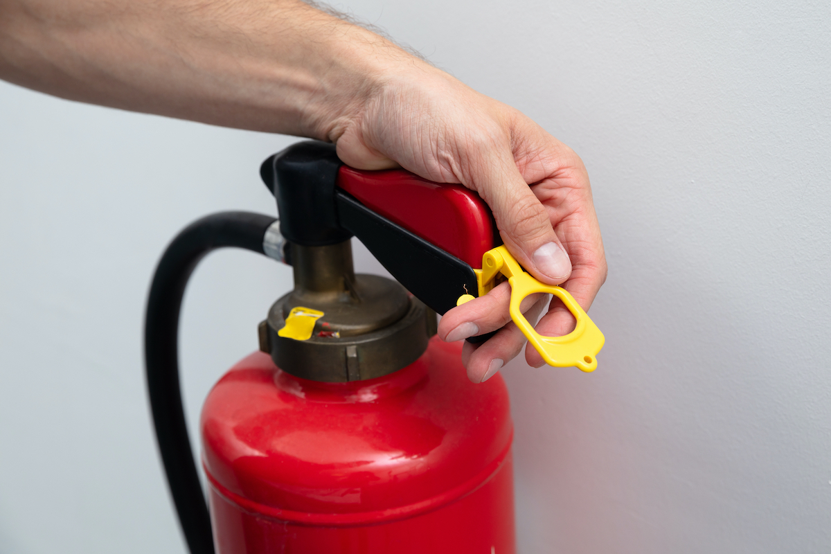 how to dispose of a fire extinguisher