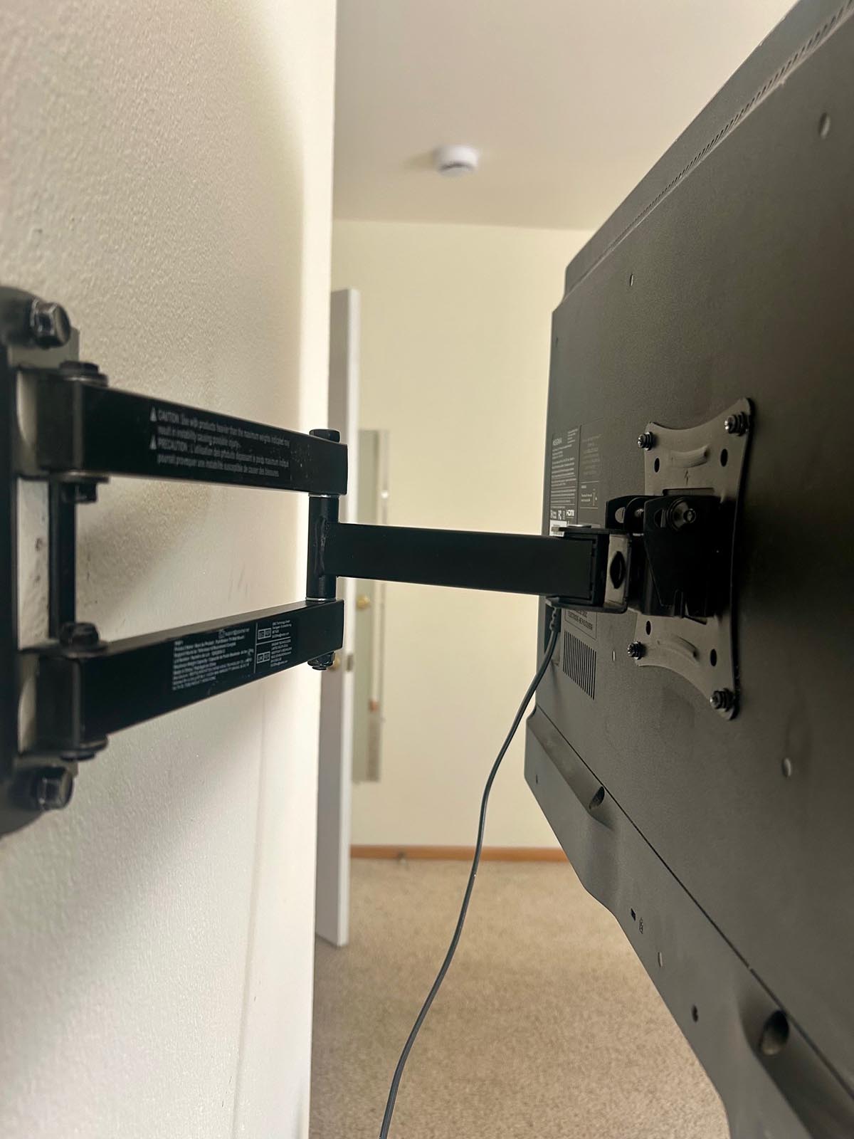 Pipishell Full-Motion TV Wall Mount extension arm