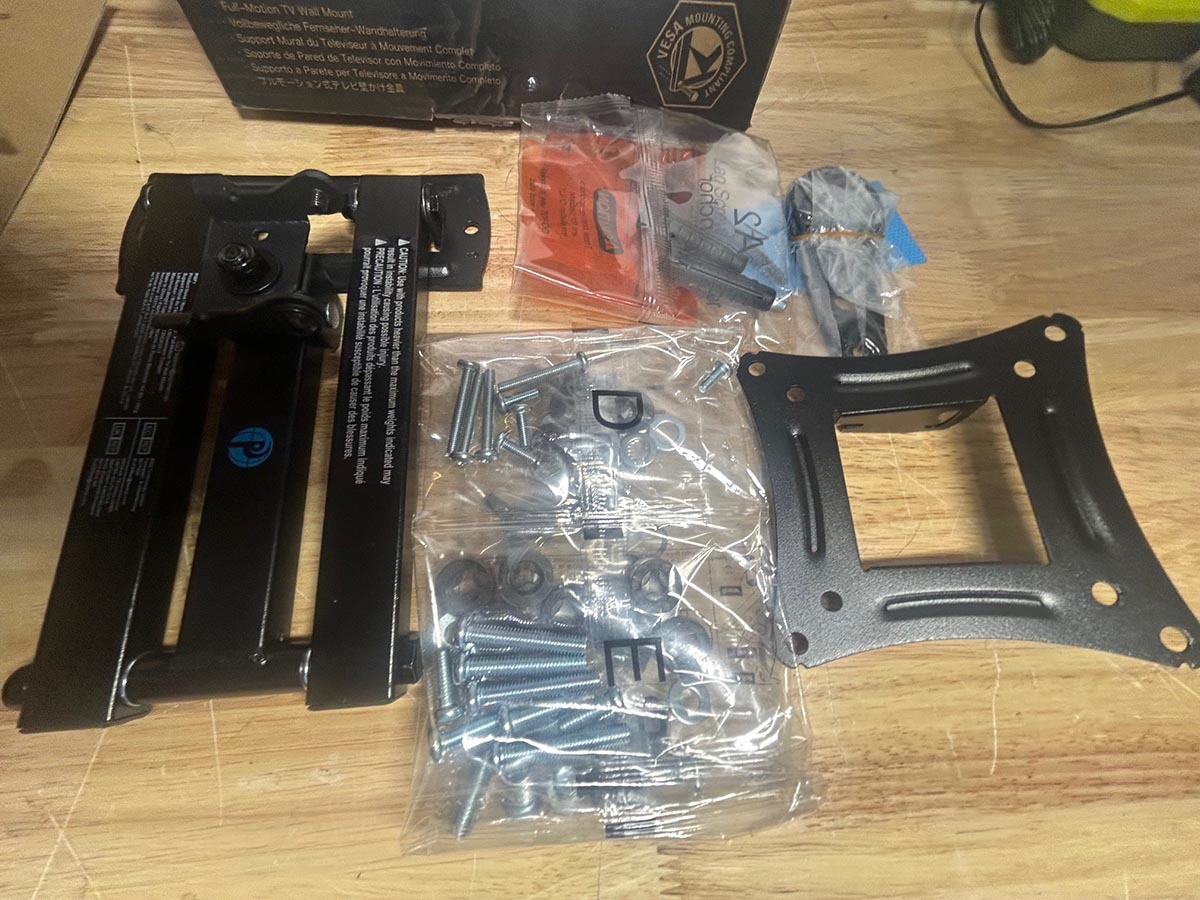 Pipishell Full-Motion TV Wall Mount parts