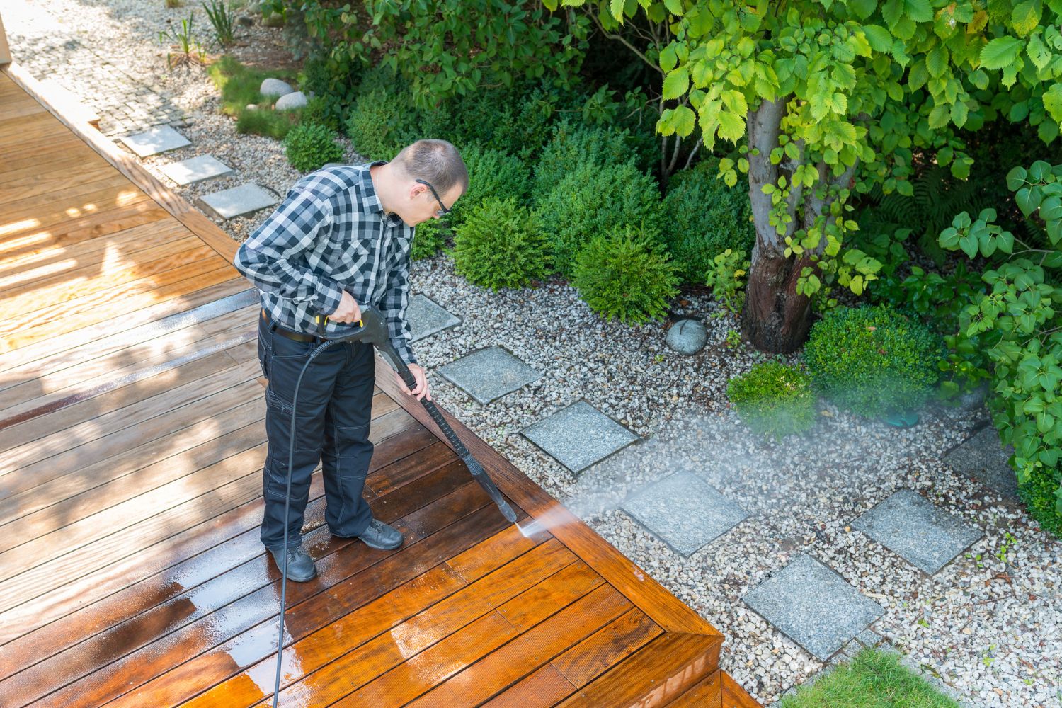 Cost to Power Wash a Deck