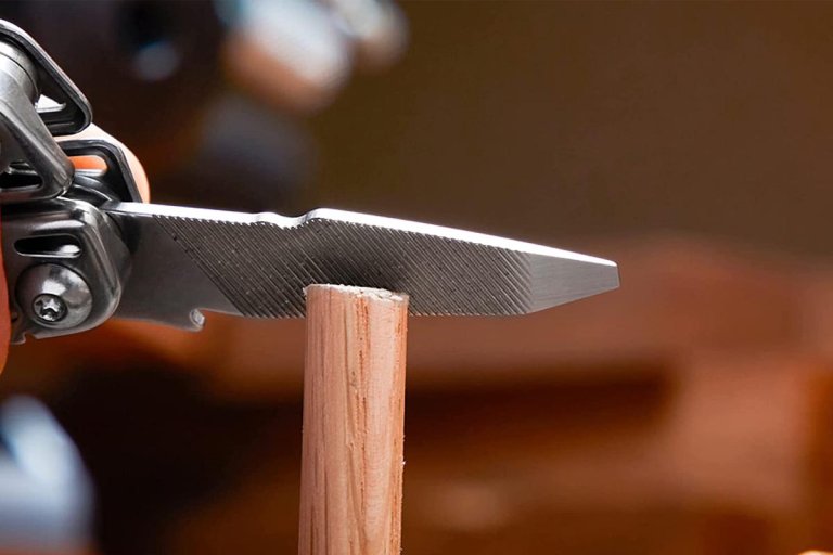 Last-Minute Father’s Day Gifts Option Leatherman Wingman Multi-tool