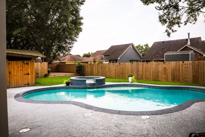 How Much Does It Cost to Fill In a Pool?