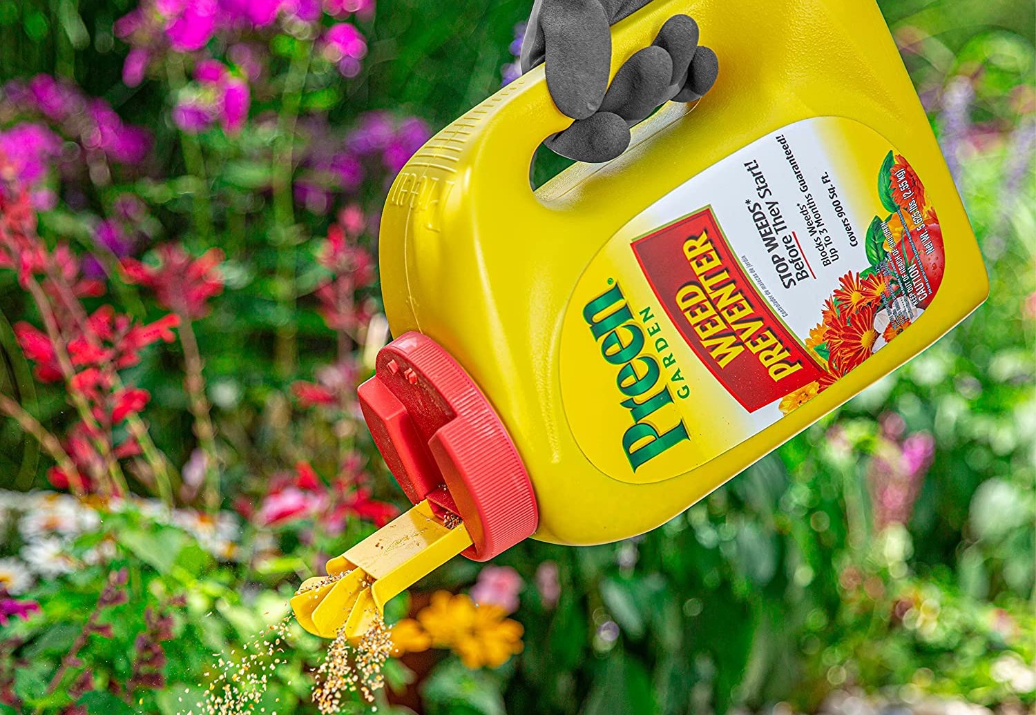 The Best Weed Killer for Flower Beds Options