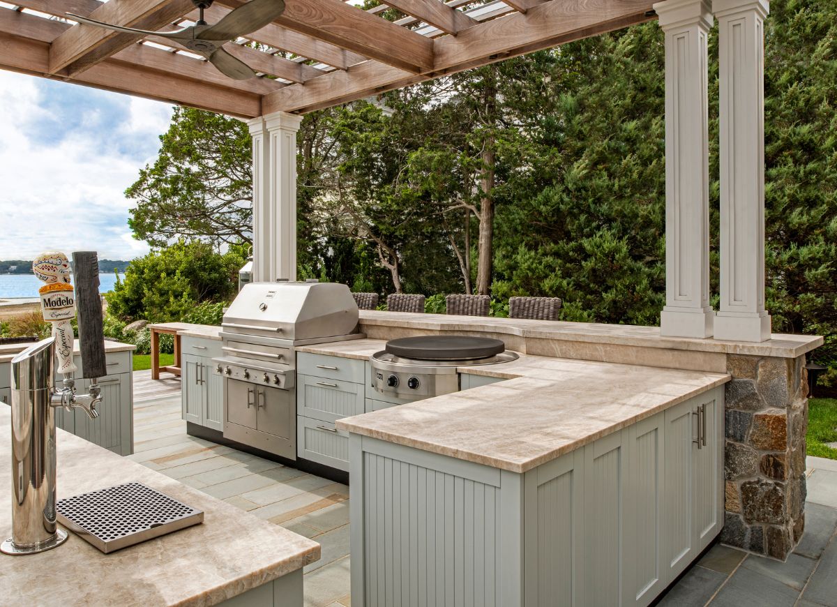 covered outdoor kitchen ideas
