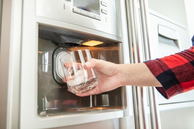 Ice Maker Not Working? Troubleshoot The Issue With These 8 Tips