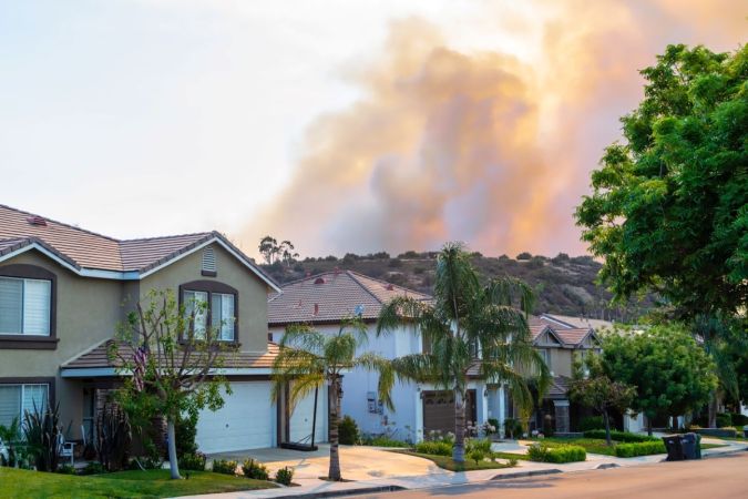 8 Things to Know Before Buying a House in a Wildfire-Prone Region