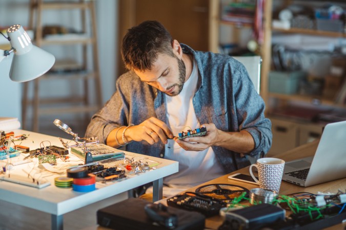 The Right to Repair Movement Is Heating Up—Here's What All DIYers Need to Know