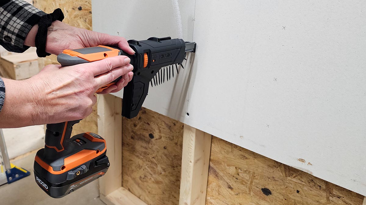 The Best Drywall Screw Gun Ridgid drywall screwgun in use