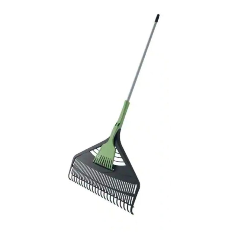  The Best Rakes For Pine Needles Option: Suncast 26" Double Row Leaf Rake Combo