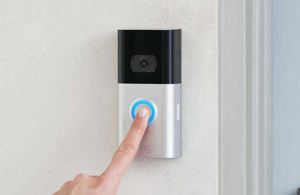 Things You Need When Moving From an Apartment to a House Option Smart Doorbell