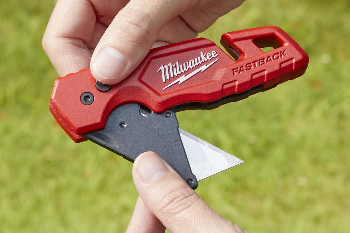 Best Tools to Cut Drywall
