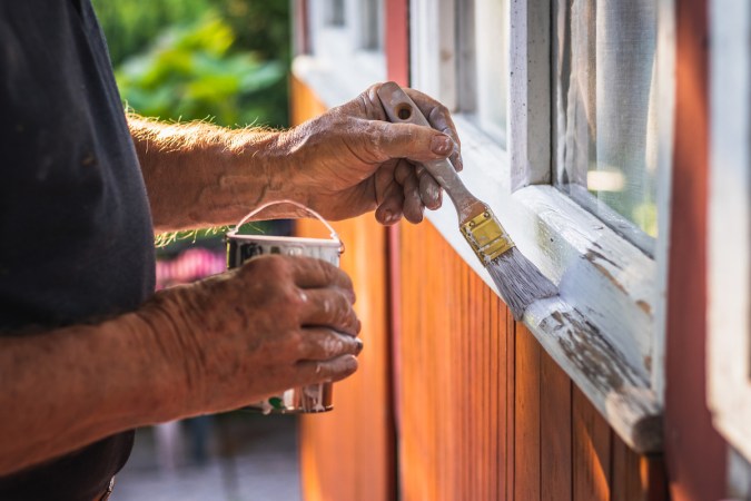 Should You DIY or Hire a Pro for Exterior House Painting?
