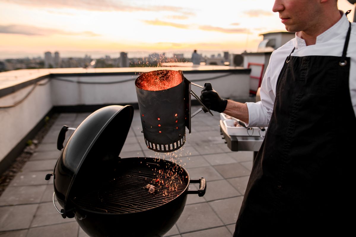 how to use a charcoal grill