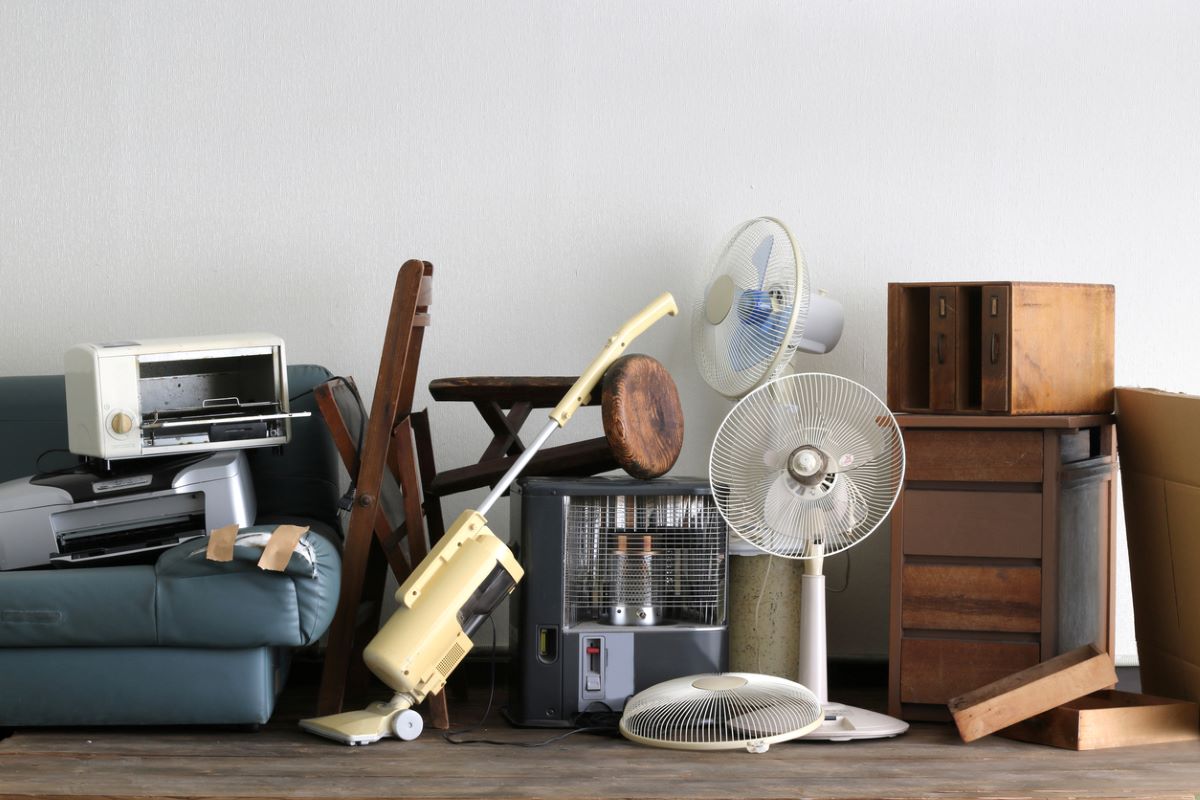 13 Items That You Cannot Put in a Dumpster When Cleaning Out Your Home